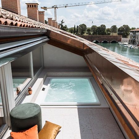Pavillon Suite & Apartments Peschiera del Garda Esterno foto
