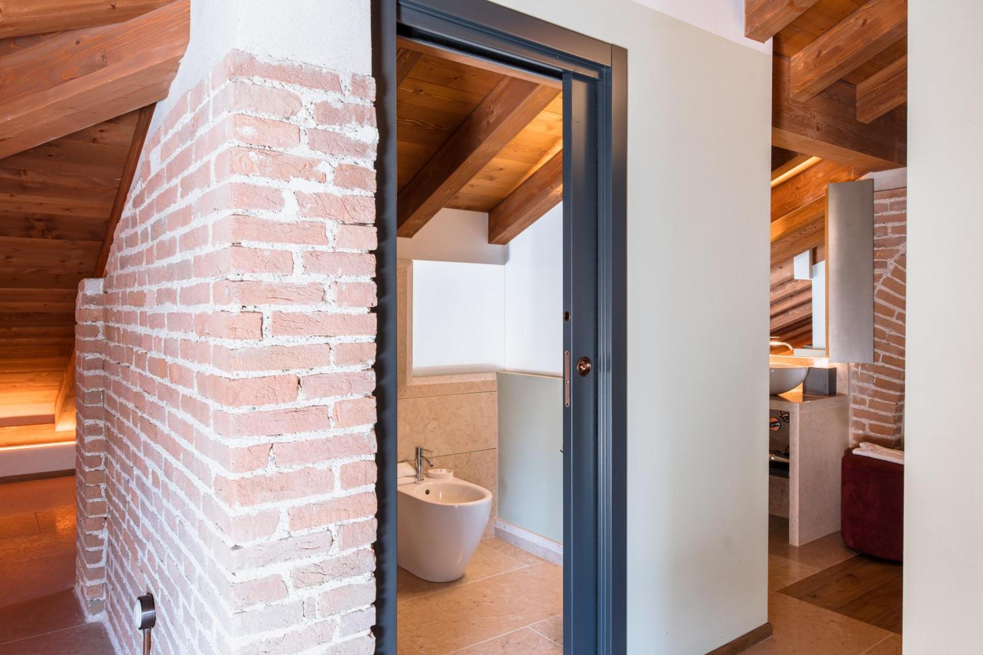 Pavillon Suite & Apartments Peschiera del Garda Esterno foto