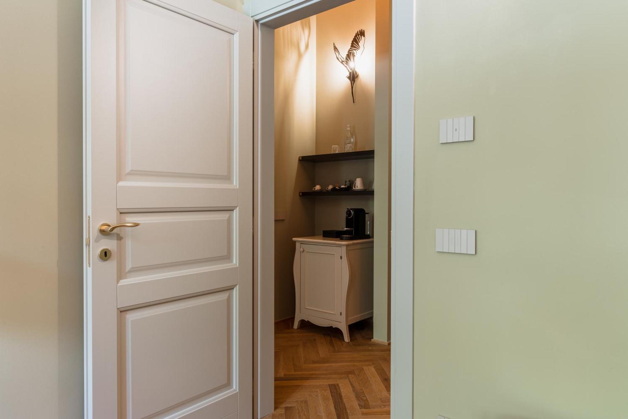 Pavillon Suite & Apartments Peschiera del Garda Esterno foto