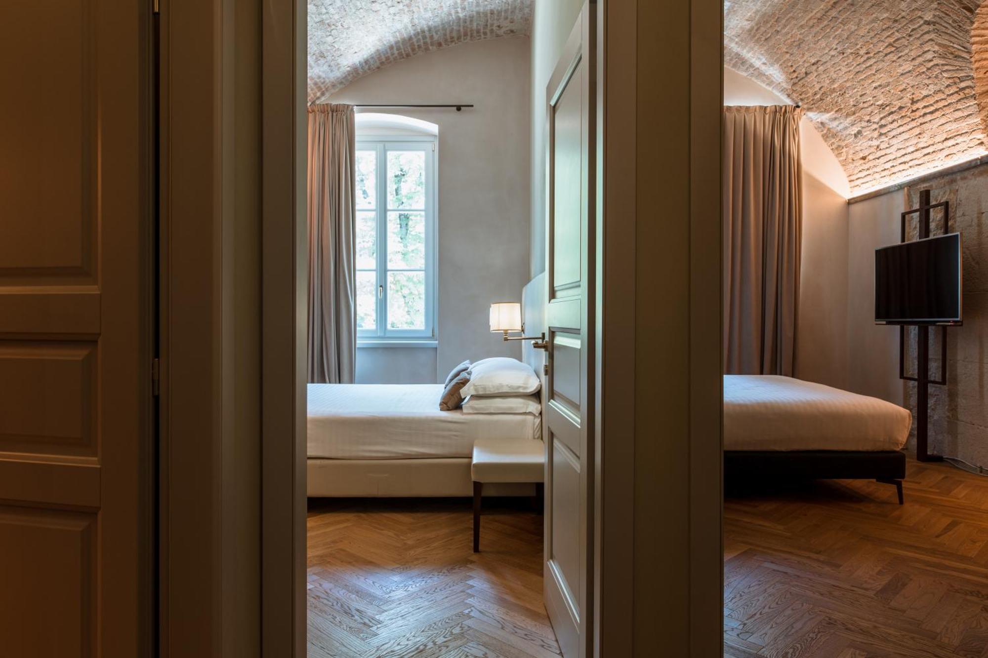 Pavillon Suite & Apartments Peschiera del Garda Esterno foto